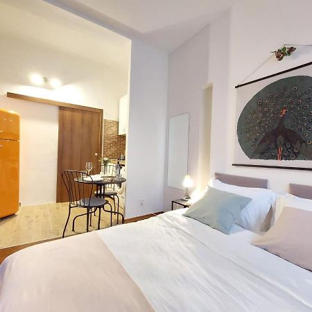 Sweet Dreams Suites Cosy Studio Piata Romana Boekarest Buitenkant foto