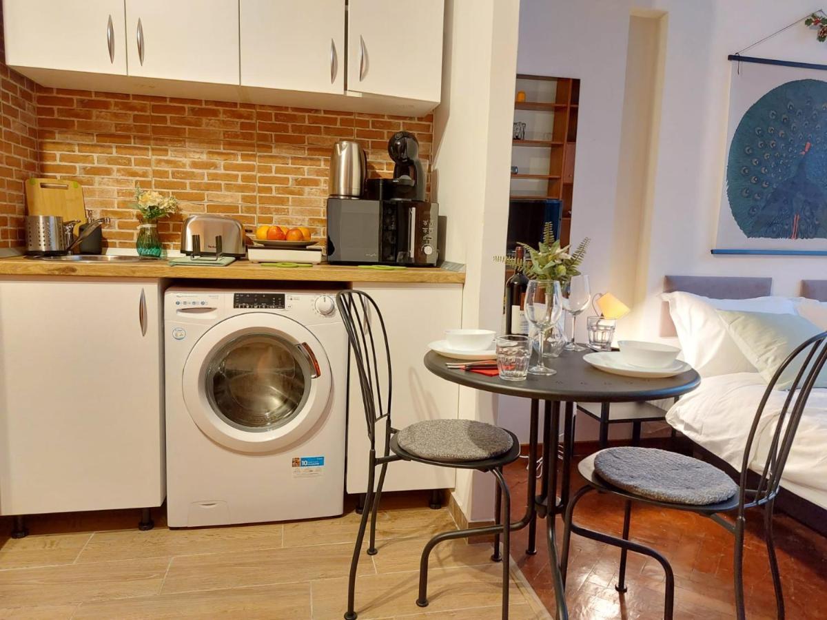 Sweet Dreams Suites Cosy Studio Piata Romana Boekarest Buitenkant foto