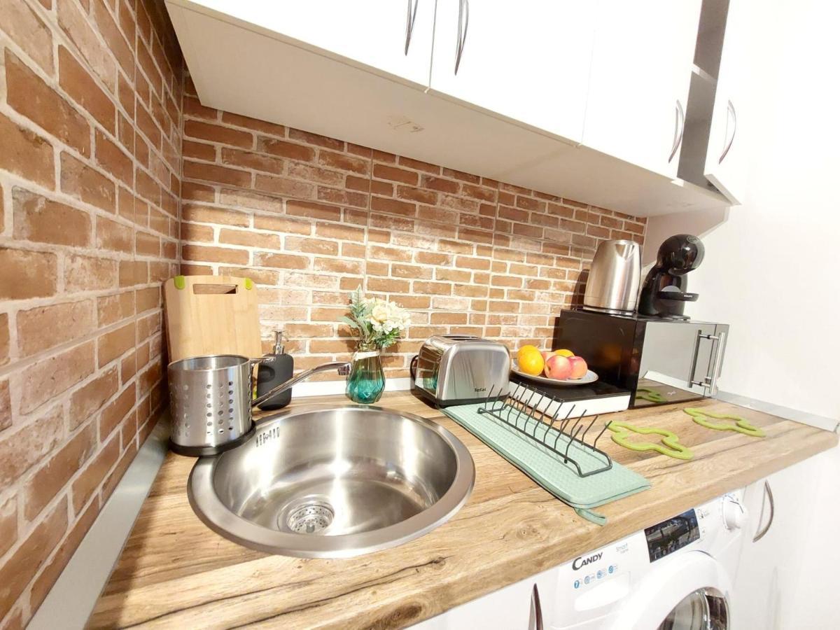 Sweet Dreams Suites Cosy Studio Piata Romana Boekarest Buitenkant foto